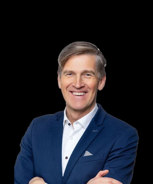 Portrait of Dr. Thor Sigfusson, Strategic Advisor